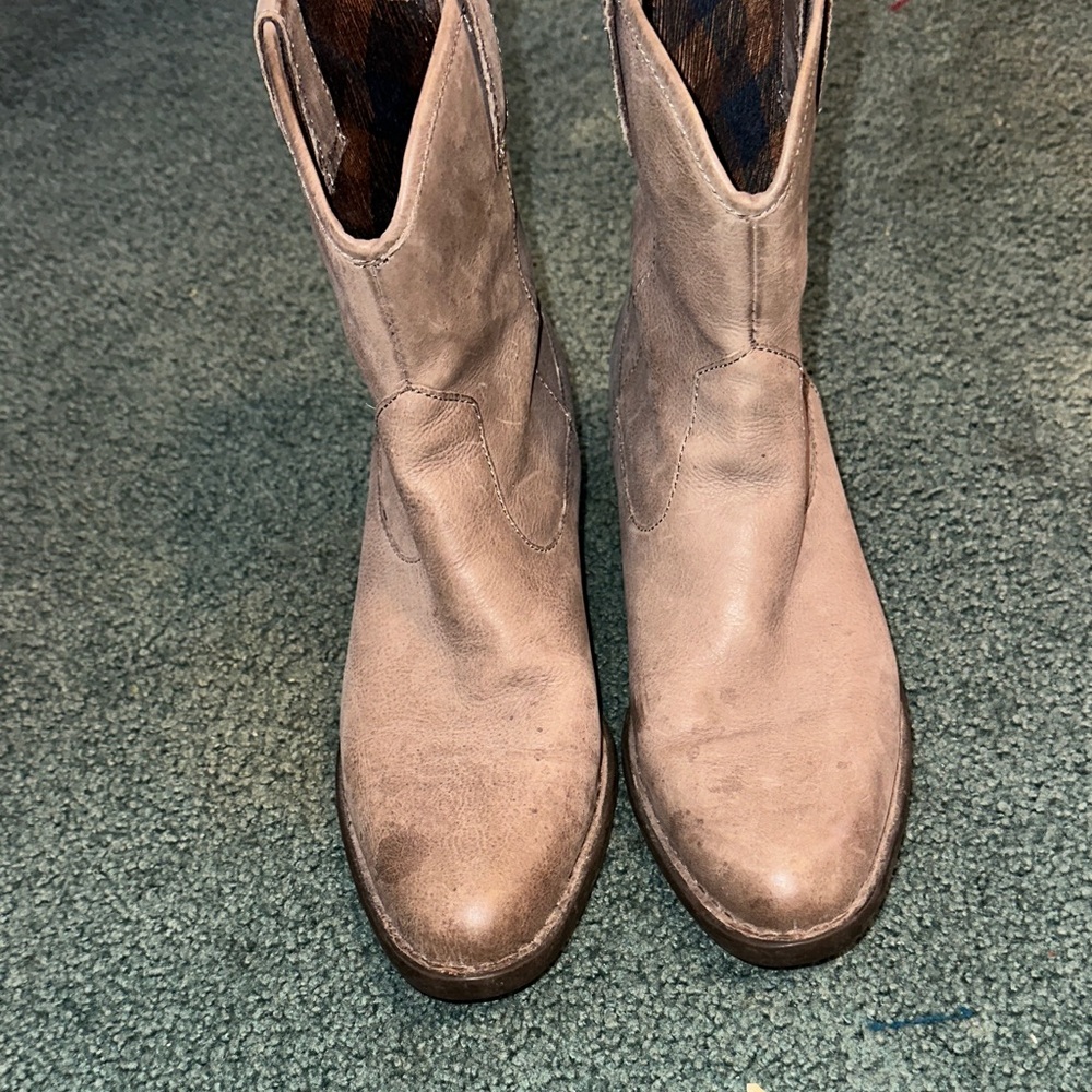 Born Women's Brown Leather Ankle Boots